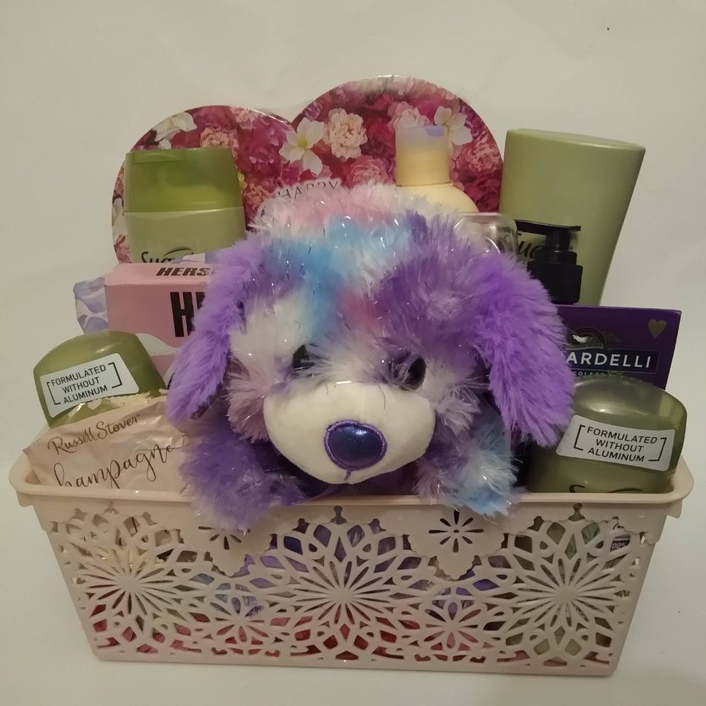 Suave Rosemary & Mint Bath & Body Valentines Gift Basket
